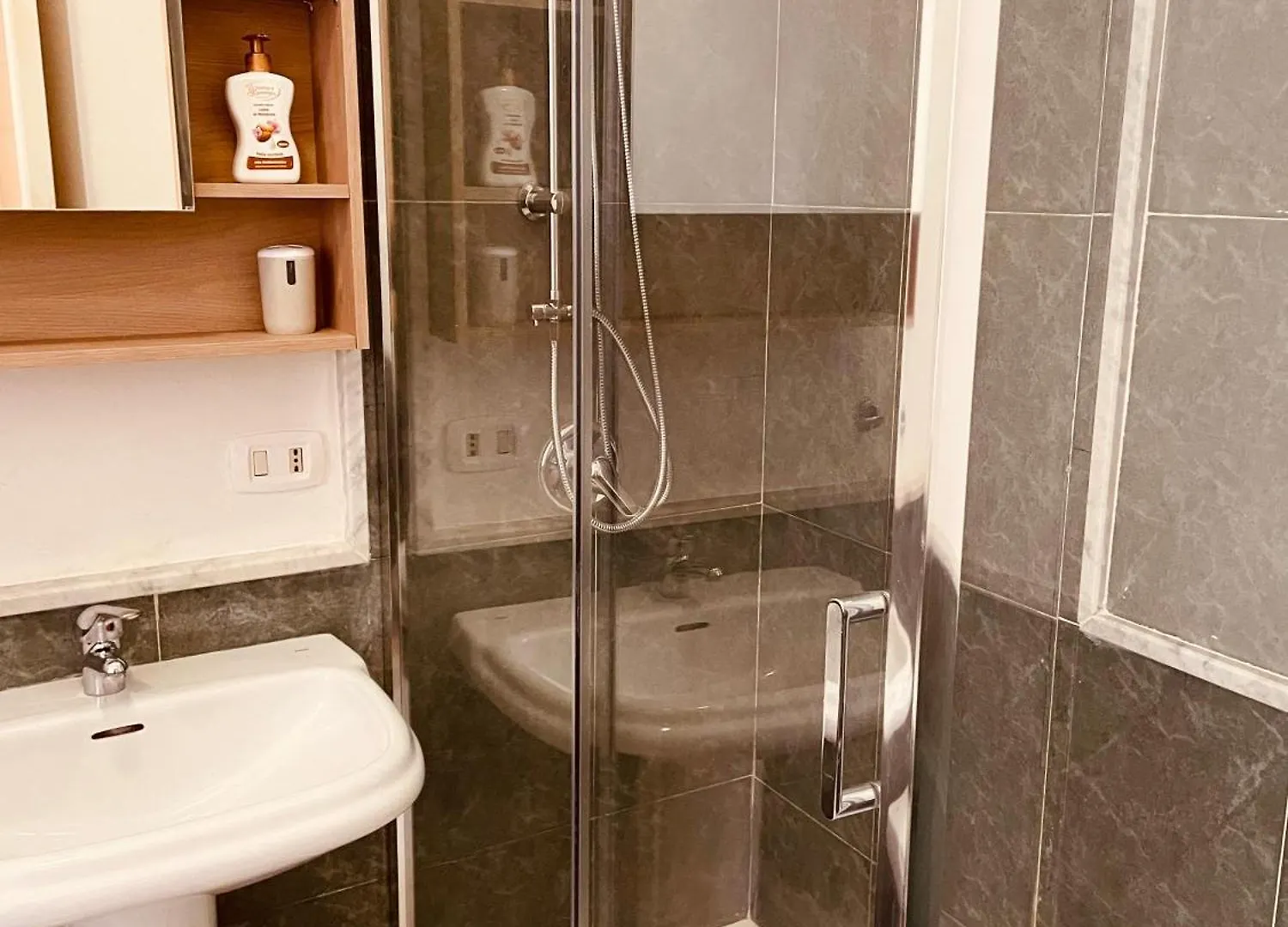 La Casa Di Tati Palermo Centro Apartment Italy