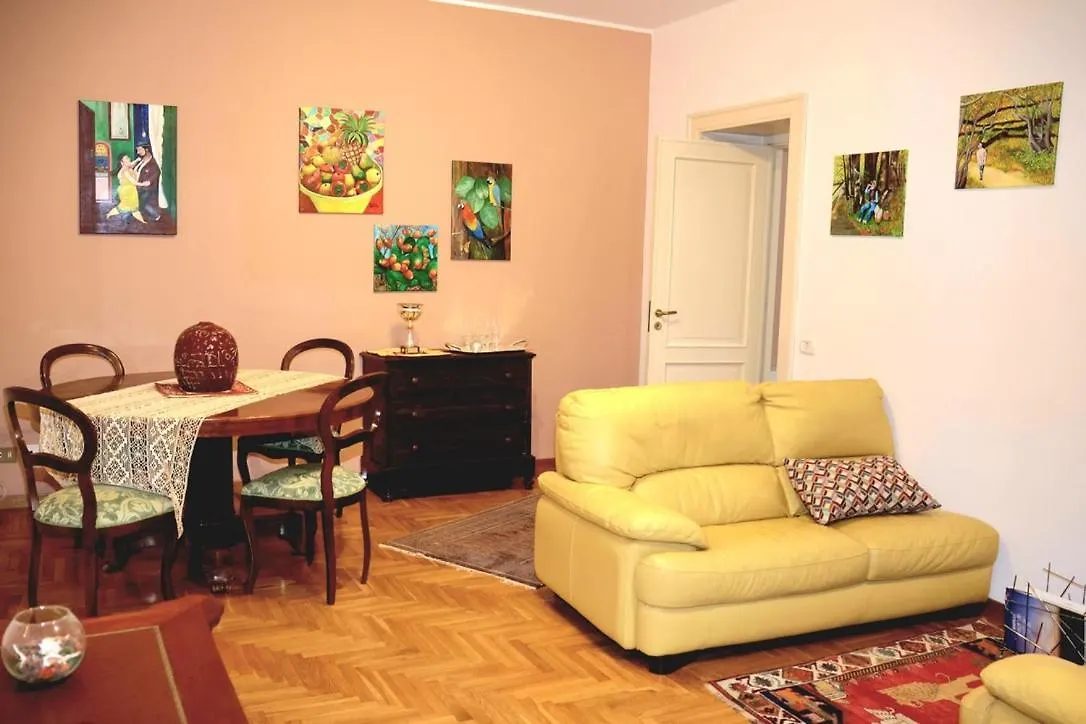 La Casa Di Tati Palermo Centro Appartement